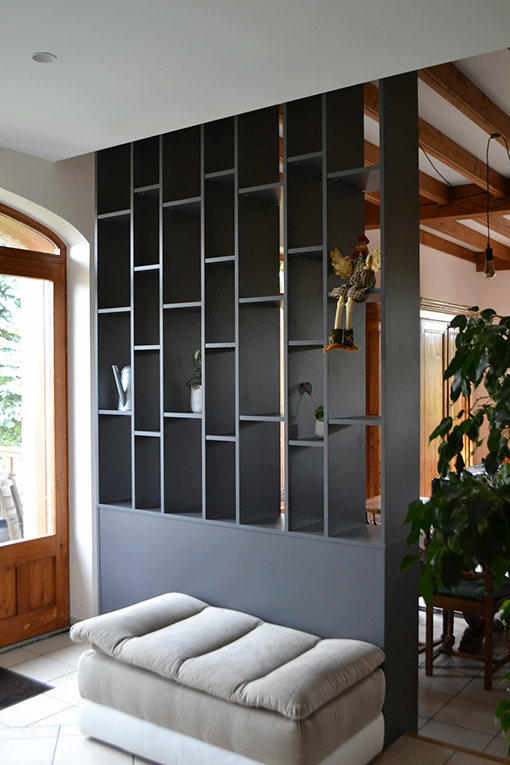 Photo d'une séparation de pièce réalisée à Tence par Rascle agencement